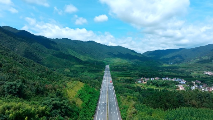 高速公路唯美大气航拍