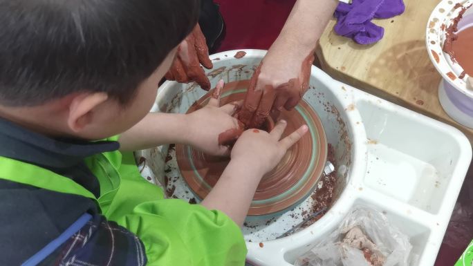 教学活动儿童学习手工制陶