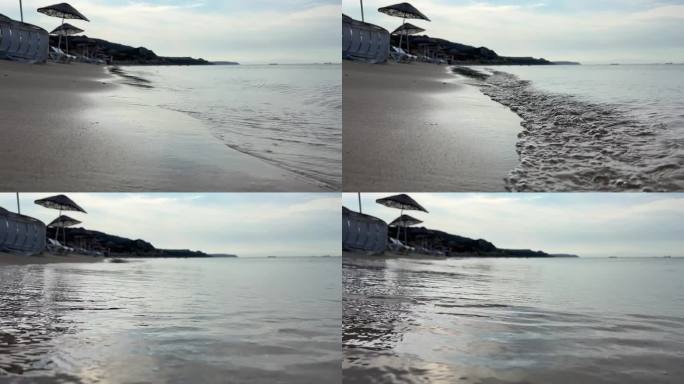 海浪卷起沙滩。