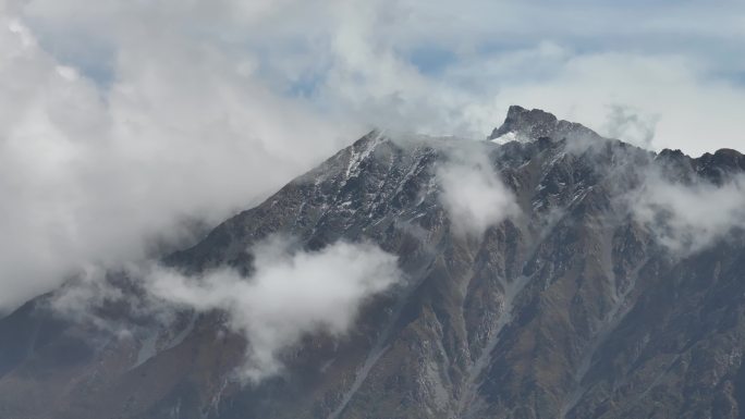 夏日 雪山