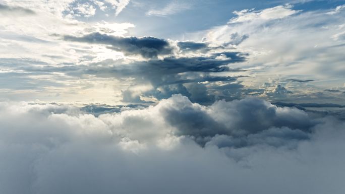 云端上飞行 云端之上 飞过云层 高空视觉