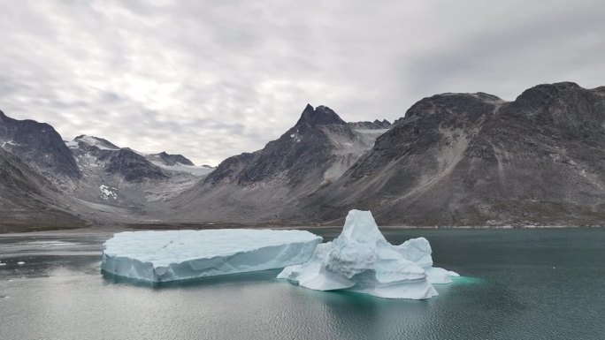 格陵兰岛北冰洋冰川鸟瞰图
