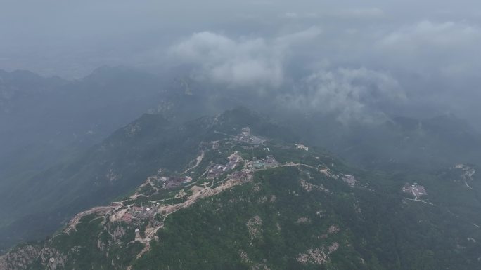 4K 航拍 泰山山景 云海山脉