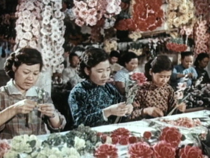 50年代60年代制作绢花庆祝花篮的老资料