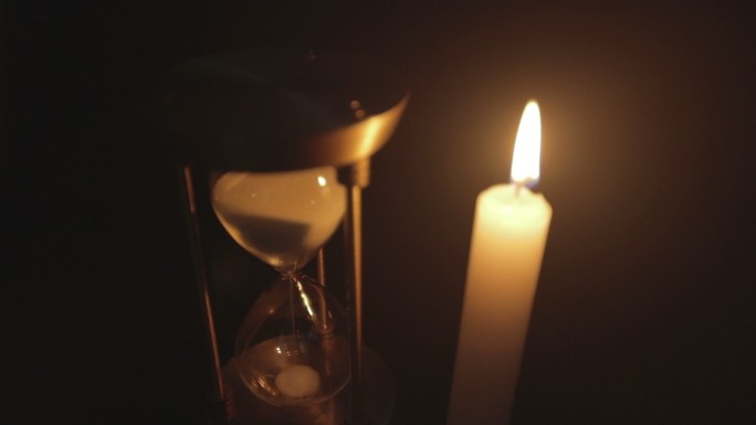 【原创】蜡烛和沙漏01