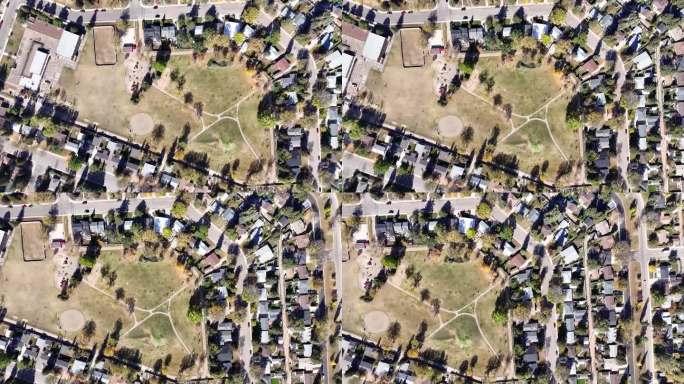 阿德莱德丘吉尔天线:俯瞰萨斯卡通的历史郊区