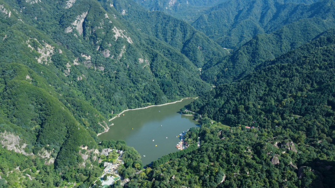 西安秦岭翠华山天池航拍视频