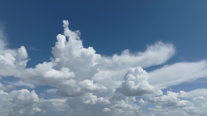 雨季积云，空气清新