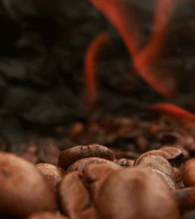 特写镜头:在热炉里烤咖啡豆