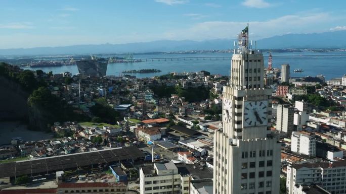 白天从空中俯瞰里约热内卢市中心，巴西