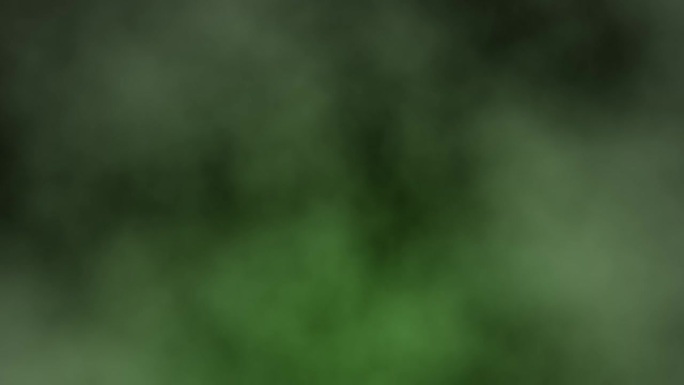 动画绿色烟雾，蒸汽，云在黑色背景无缝循环。烟雾，从底部背景升起的一团烟雾。淡绿色雾，云，黑色背景，4