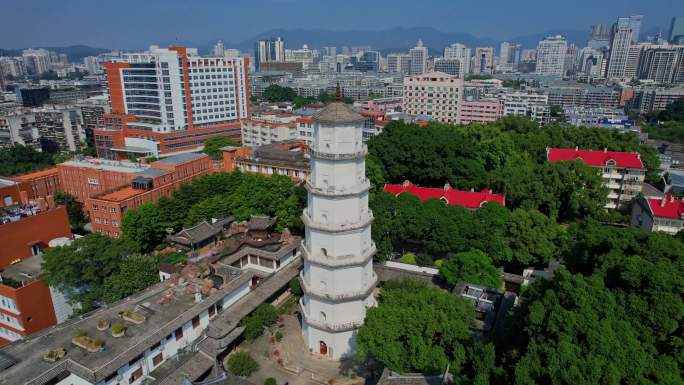 航拍福州定光寺景观