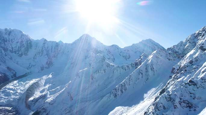 西藏雪山航拍