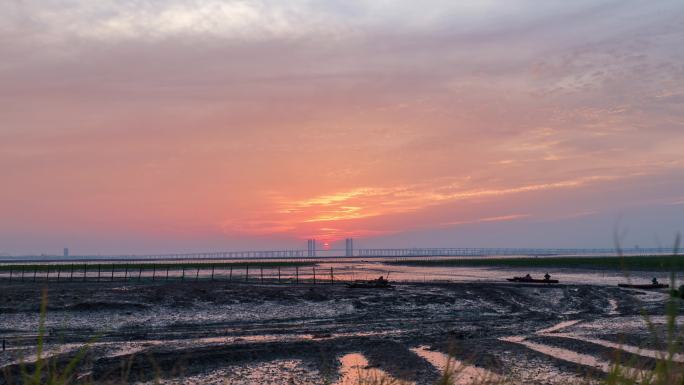 泉州湾跨海大桥福厦高铁日出朝霞