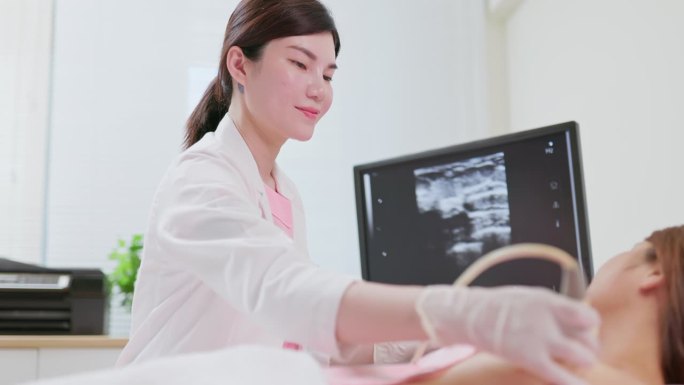 女性乳房超声检查B超扫描超声