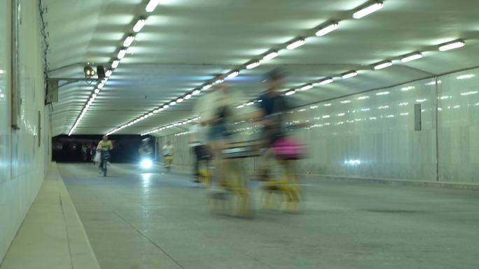 隧道自行车骑行慢门抽帧拉丝转场穿梭