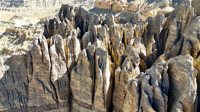 航拍西藏阿里札达土林玛郎峡谷观景台穿越