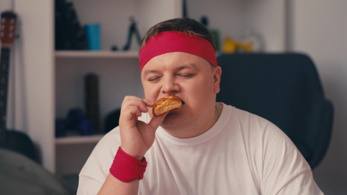 肥胖男子喜欢吃甜面包，有糖瘾和饮食失调问题
