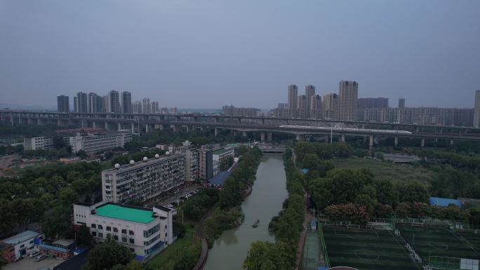 【4K】高铁穿梭城市街道社区航拍