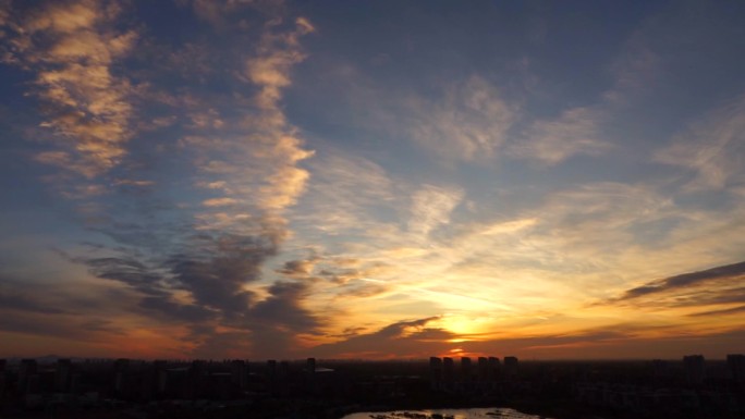 太阳升起来希望浪漫早晨初生的太阳日出东方