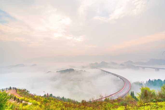 周家山日出云海