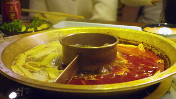 吃铜火锅