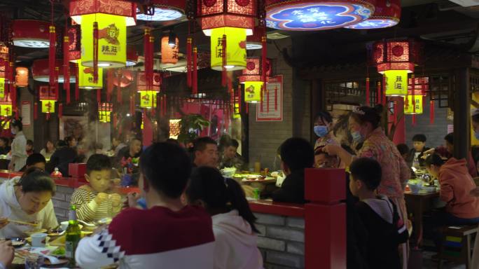 火锅店生意火爆