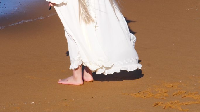 海边 沙滩 漫步沙滩 脚丫 光脚 淌水