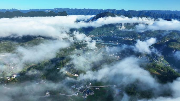 航拍山区云海村庄4K