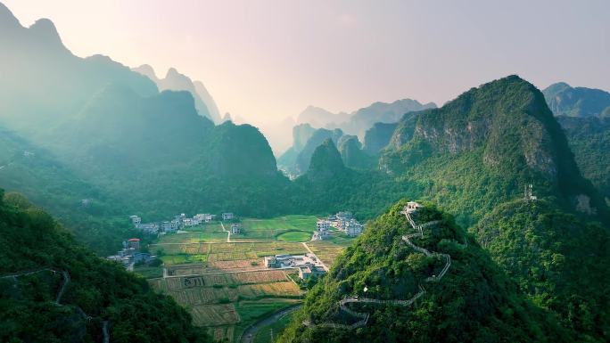 广西喀斯特地形山谷航拍