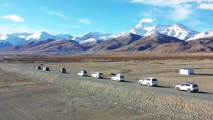 西藏旅行自驾游车队