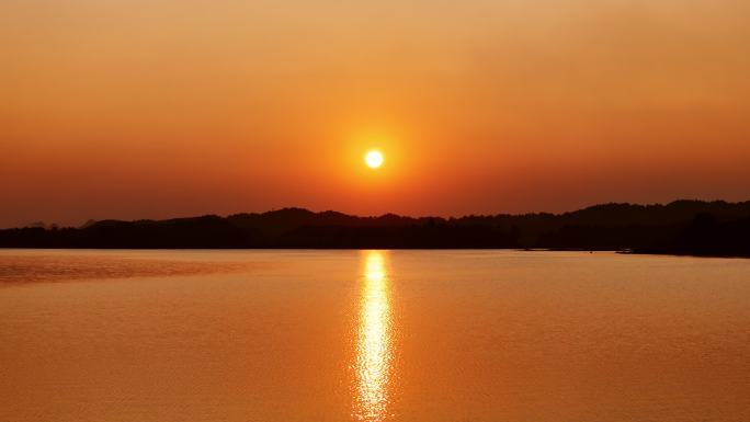 湖面黄昏夕阳日落延时