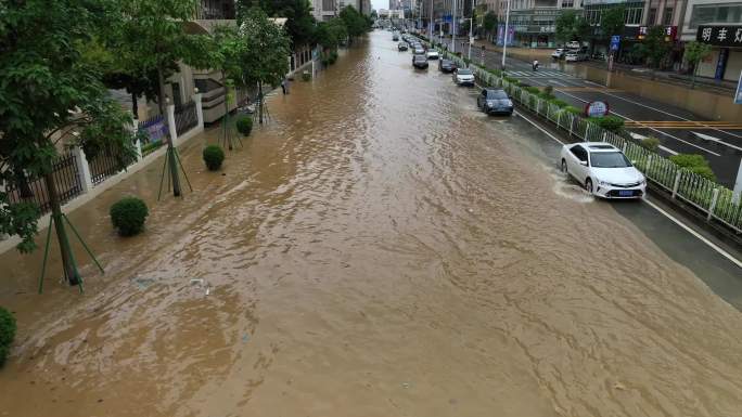 航拍粤西台风后洪峰过境城市街道内涝