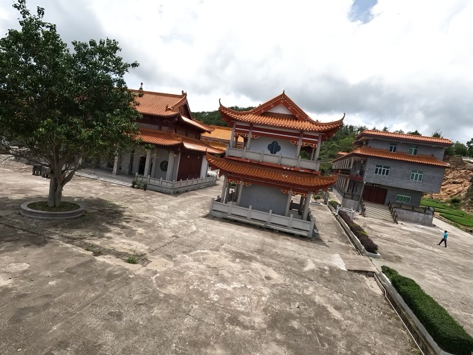 fpv穿越机航拍东莲禅寺庙双月湾古建筑