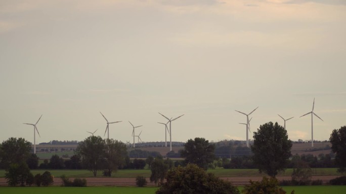 德国的风力涡轮机风车生态再生清洁低碳碳中