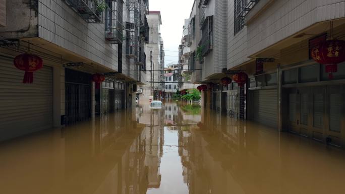 航拍粤西台风雨后水浸居民楼汽车被淹