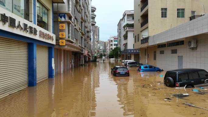 航拍粤西水浸街雨后水浸小区汽车被淹