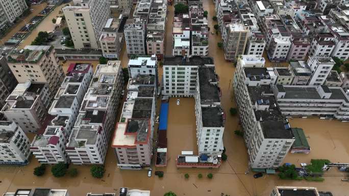 航拍粤西洪水过境街道内涝水浸小区