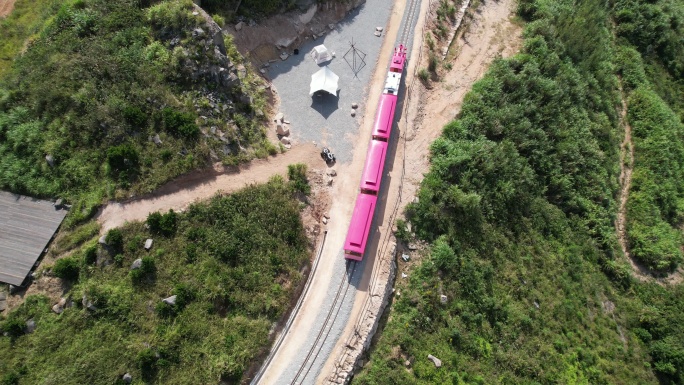 台州温岭石塘观沧海云梦之野营地观光小火车