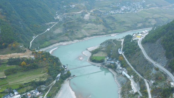 三江并流自然保护区澜沧江峡谷风光航拍