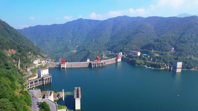 航拍湖南郴州东江湖东江大坝山水 绿水青山