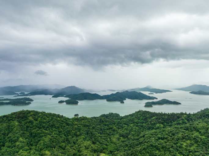 4k万绿湖蓄水库雷暴雨岛屿延时