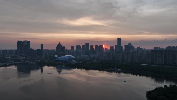 4K沈阳城市夕阳航拍