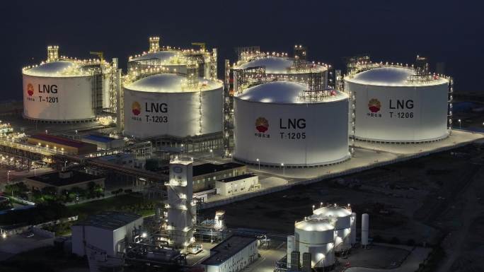 港口码头 LNG 液化天然气