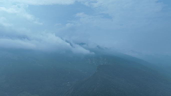 山峰森林云雾云海航拍庐山五老峰风景区远景