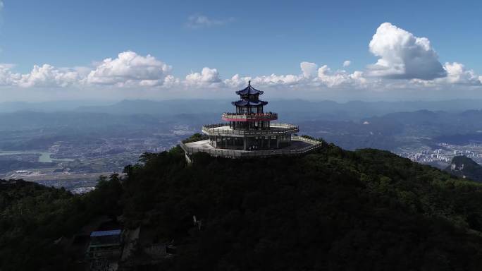 原创张家界天门山风光航拍4K