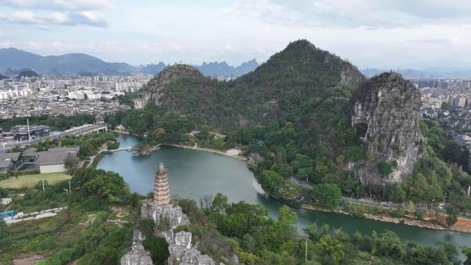 中国广西壮族自治区桂林市七星区穿山景区