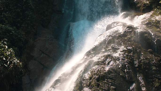 瀑布 溪流 水源 流水 水花