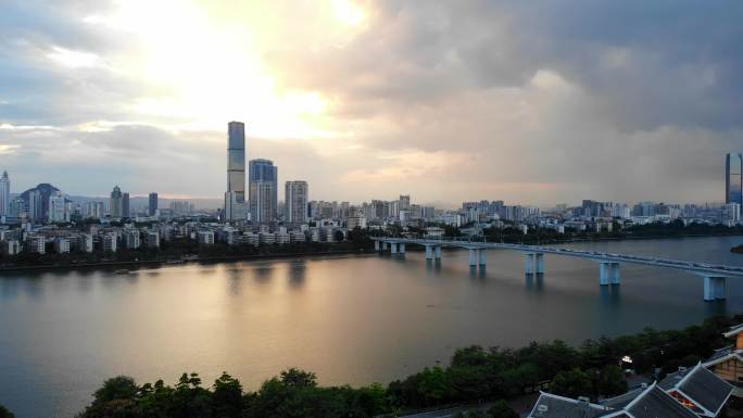 柳州航拍窑埠古镇看柳州半岛城市宣传片风景