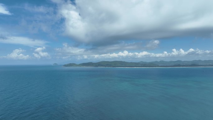 海岸线海南神州半岛远眺庆川湾